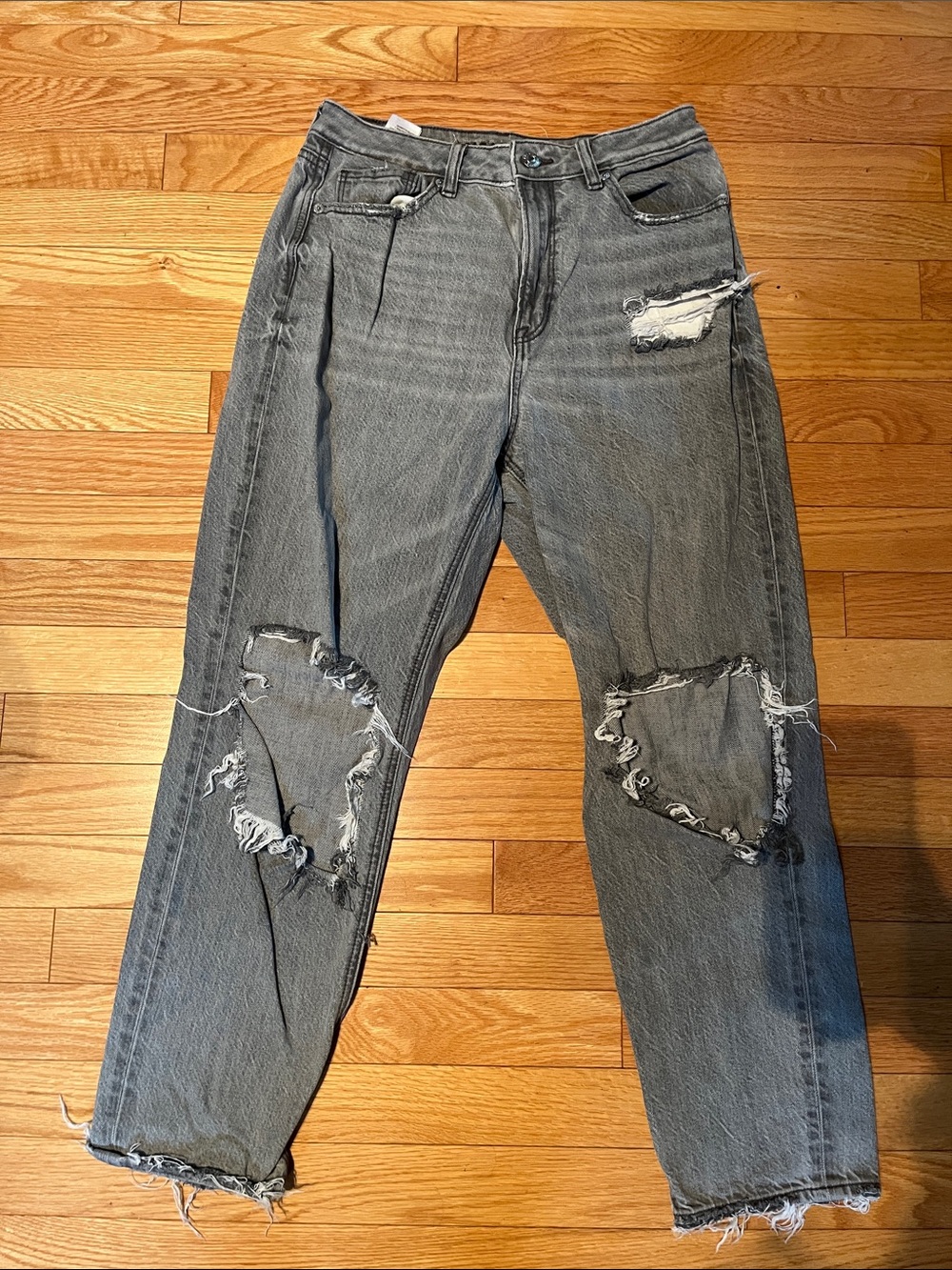 American Eagle Outfitters Gray Distressed High-Rise Jeans